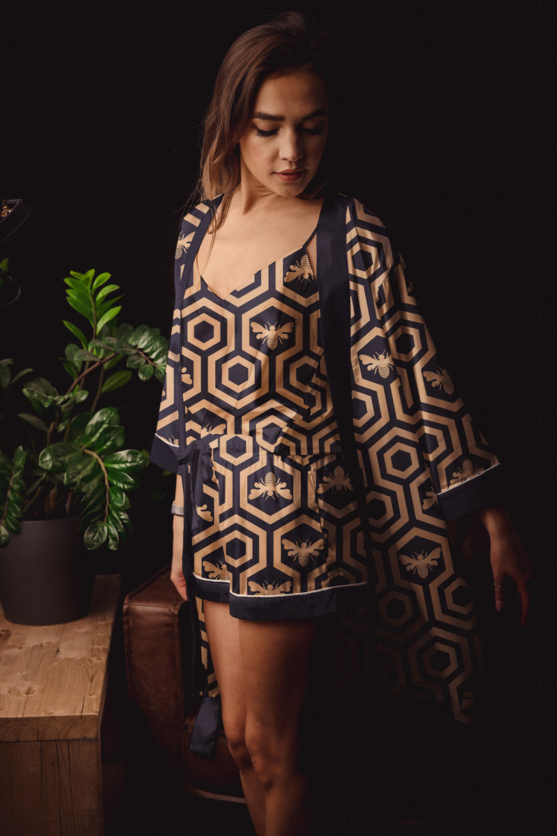 Short Robe