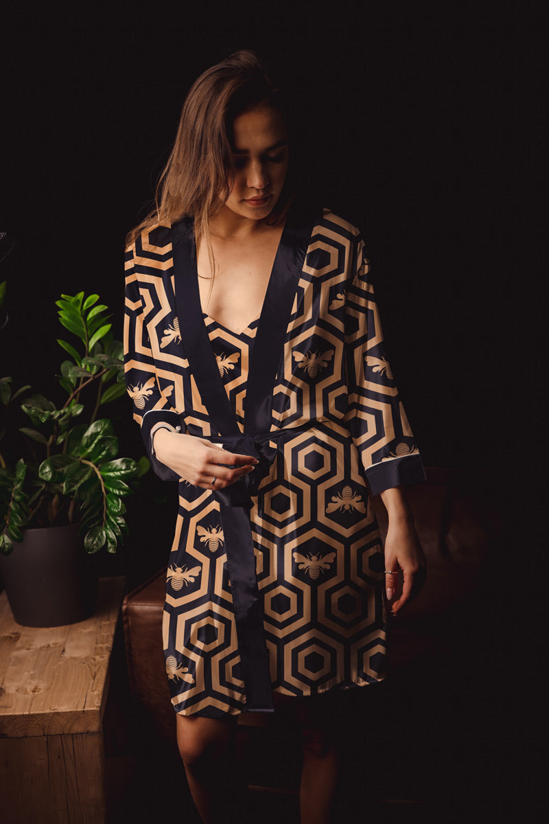 Short Robe