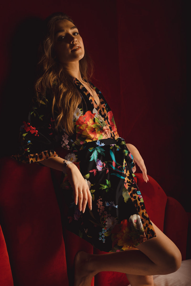 Short Robe